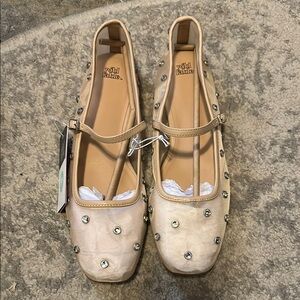 Wild Fable Women's Beige Studded Flats